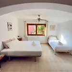 Beautiful Spacious With Mountain View And Private Pool