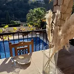Beautiful Spacious With Mountain View And Private Pool *