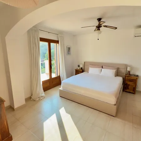 Beautiful Spacious With Mountain View And Private Pool * Calonge (Catalonia)