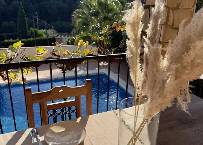 Beautiful Spacious With Mountain View And Private Pool *