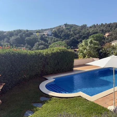 Beautiful Spacious With Mountain View And Private Pool فيلة